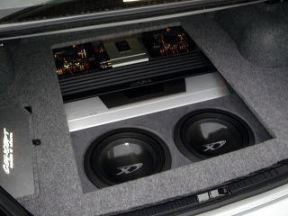 AUDIO BMW@gN ʐ^